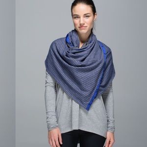 Lululemon Vinyasa Scarf Reversible Rulu Parallel Stripe